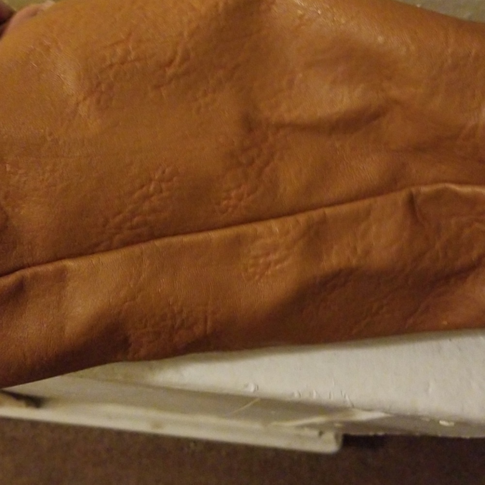 Handbag - Picture 6 of 6